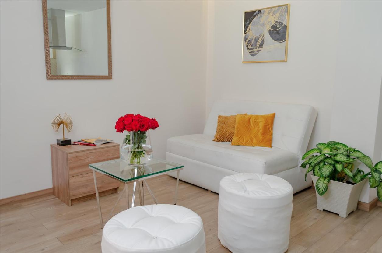 Hotel Brist0L Suites Centro Historico Куэнка Экстерьер фото