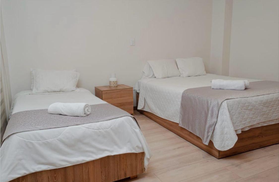 Hotel Brist0L Suites Centro Historico Куэнка Экстерьер фото