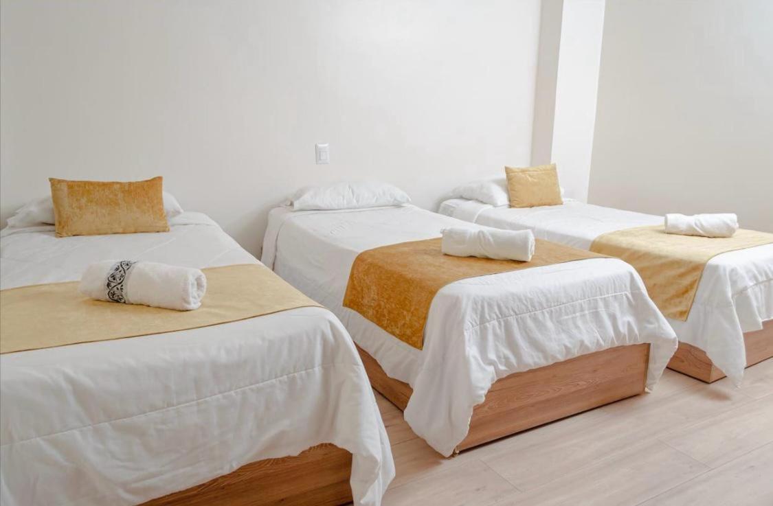 Hotel Brist0L Suites Centro Historico Куэнка Экстерьер фото