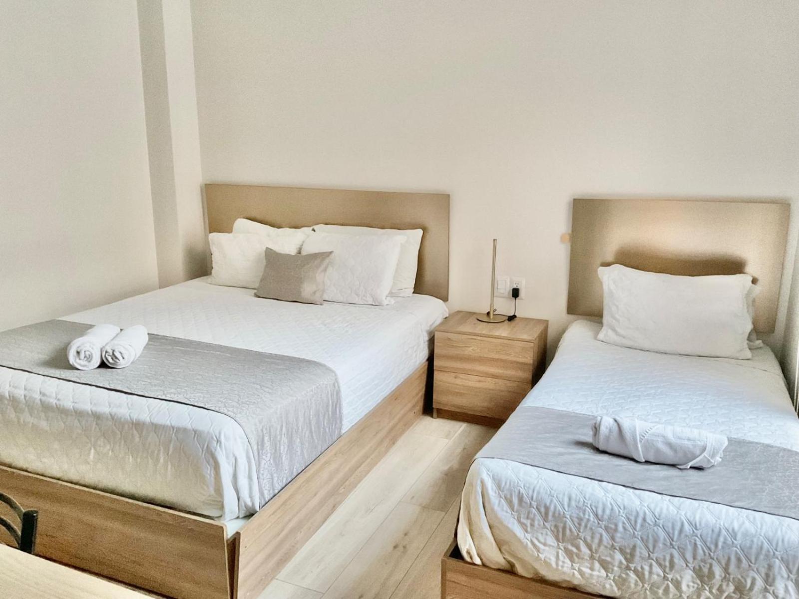 Hotel Brist0L Suites Centro Historico Куэнка Экстерьер фото